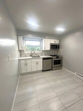 River View Apartments in Lodi, NJ - Building Photo - Interior Photo
