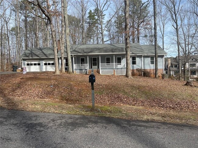 6977 Major Dr in Cumming, GA - Building Photo - Building Photo