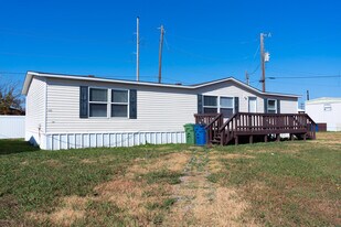 120 Parma Ct in Sanger, TX - Building Photo