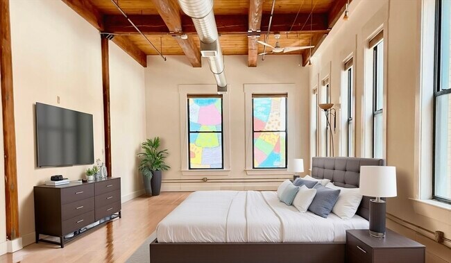 49 Munroe St in Lynn, MA - Building Photo - Building Photo