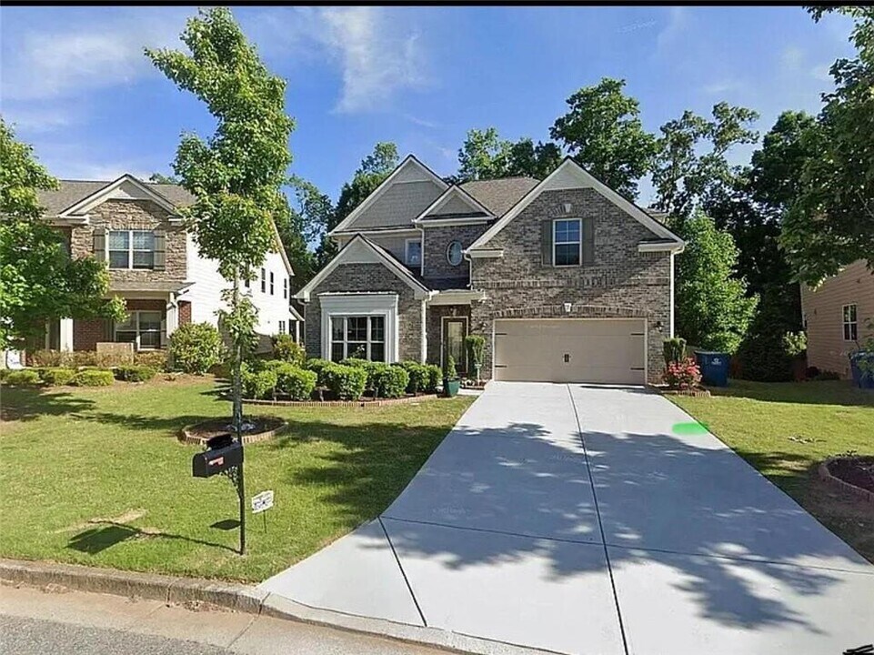 6940 Rocking Horse Ln in Cumming, GA - Building Photo