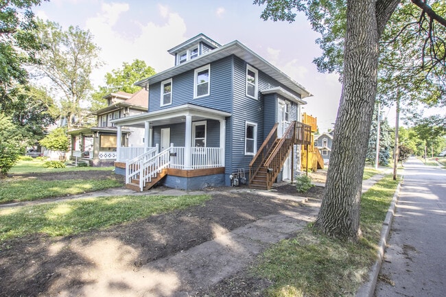 2846 Rutland Ave in Des Moines, IA - Building Photo - Building Photo