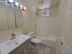 18238 N 41st St in Phoenix, AZ - Building Photo - Building Photo