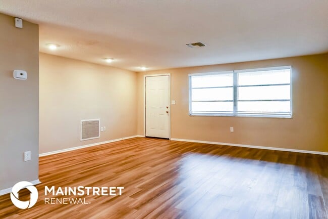 8653 Sabal Way in Port Richey, FL - Building Photo - Building Photo