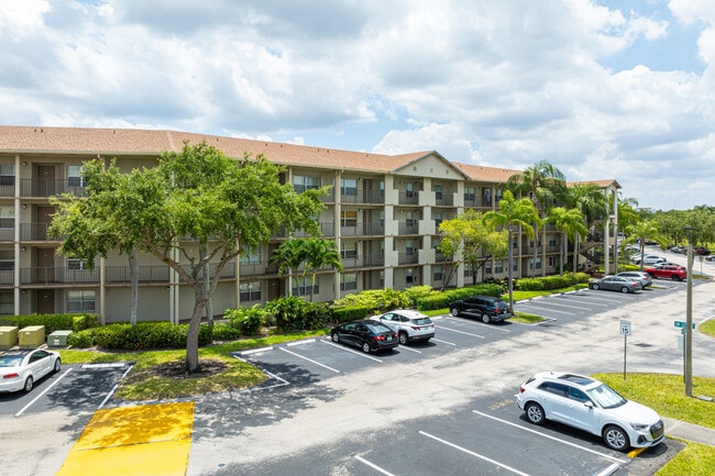 Plymouth at Century Village in Pembroke Pines, FL - Building Photo - Building Photo