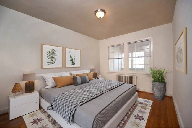 Strathmore in Chevy Chase, MD - Building Photo - Building Photo