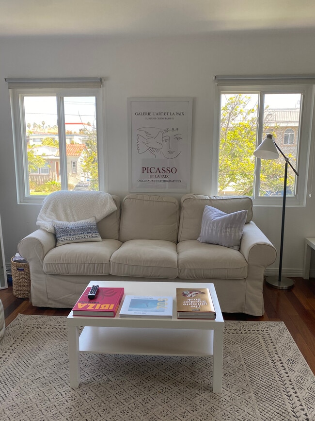 1248 Princeton St, Unit C in Santa Monica, CA - Building Photo - Building Photo