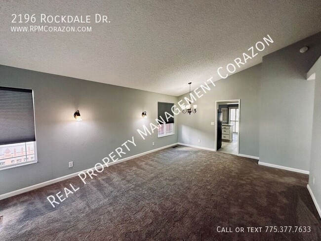 2196 Rockdale Dr in Sparks, NV - Building Photo - Building Photo