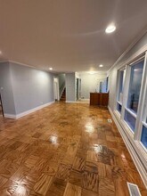 1440 Gentry Rd in Hoffman Estates, IL - Foto de edificio - Building Photo