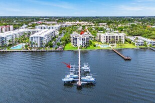 1206 S Lake Dr in Lantana, FL - Building Photo