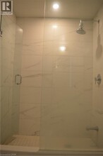 138 Downes St in Toronto, ON - Building Photo - Building Photo