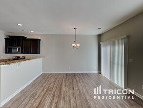 413 Laurel Leaf Dr in West Columbia, SC - Building Photo - Building Photo