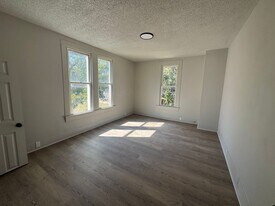 409 N Washington St in Ardmore, OK - Building Photo