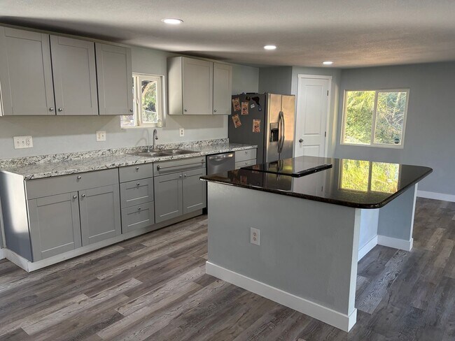 property at 4240 Rodstol Ln SE