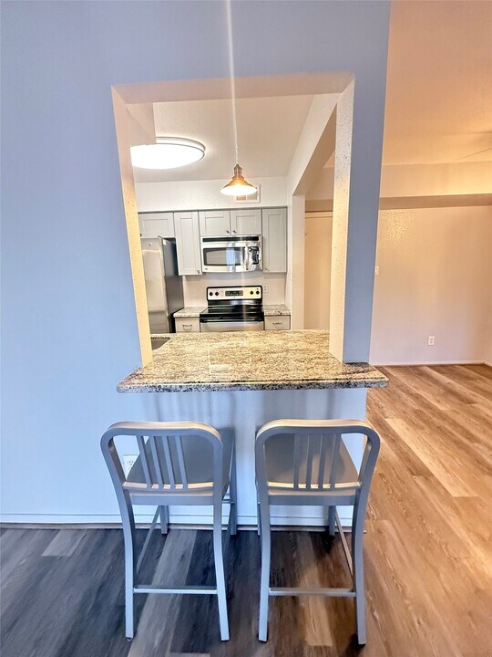 4639 Wild Indigo St in Houston, TX - Building Photo