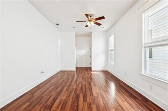 2418 General Taylor St in New Orleans, LA - Building Photo - Building Photo