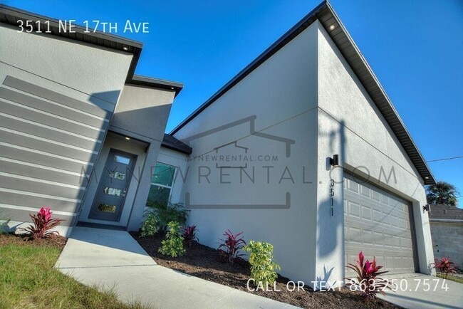 3511 NE 17th Ave in Cape Coral, FL - Building Photo - Building Photo