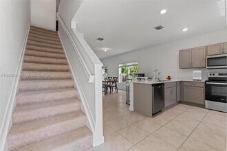 377 NE 1st Ave in Florida City, FL - Building Photo - Building Photo