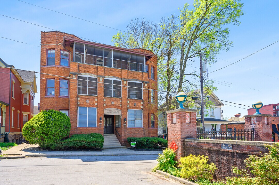 Brenton in Cincinnati, OH - Foto de edificio