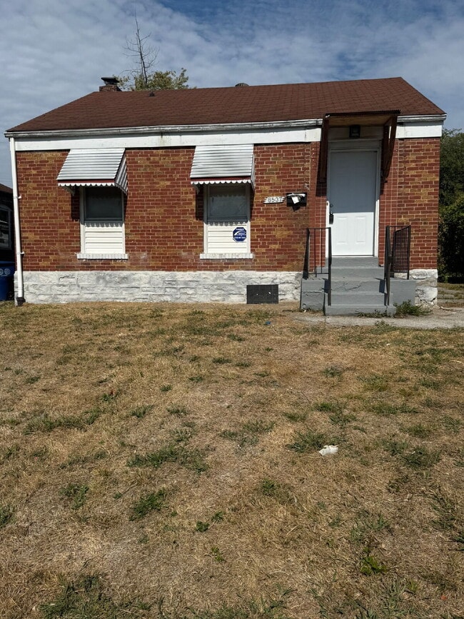 property at 8537 Partridge Ave