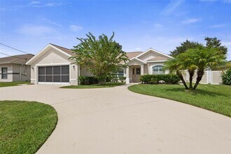 46 Fenwood Ln in Palm Coast, FL - Building Photo - Building Photo