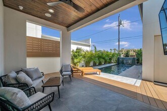 2220 2nd Ave N in St. Petersburg, FL - Building Photo - Building Photo