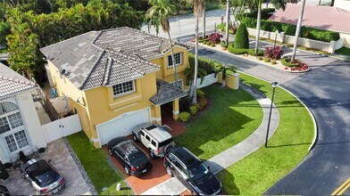 10110 SW 166th Ct in Miami, FL - Building Photo - Building Photo