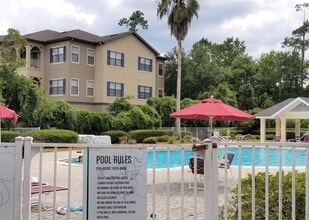 4961 NW 43rd Ave in Gainesville, FL - Building Photo - Building Photo