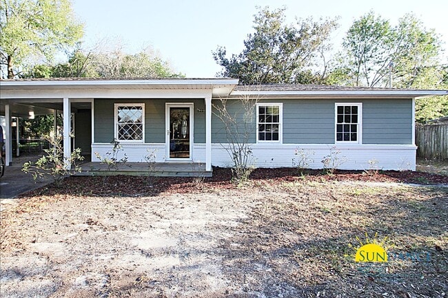 122 Willard Rd NW