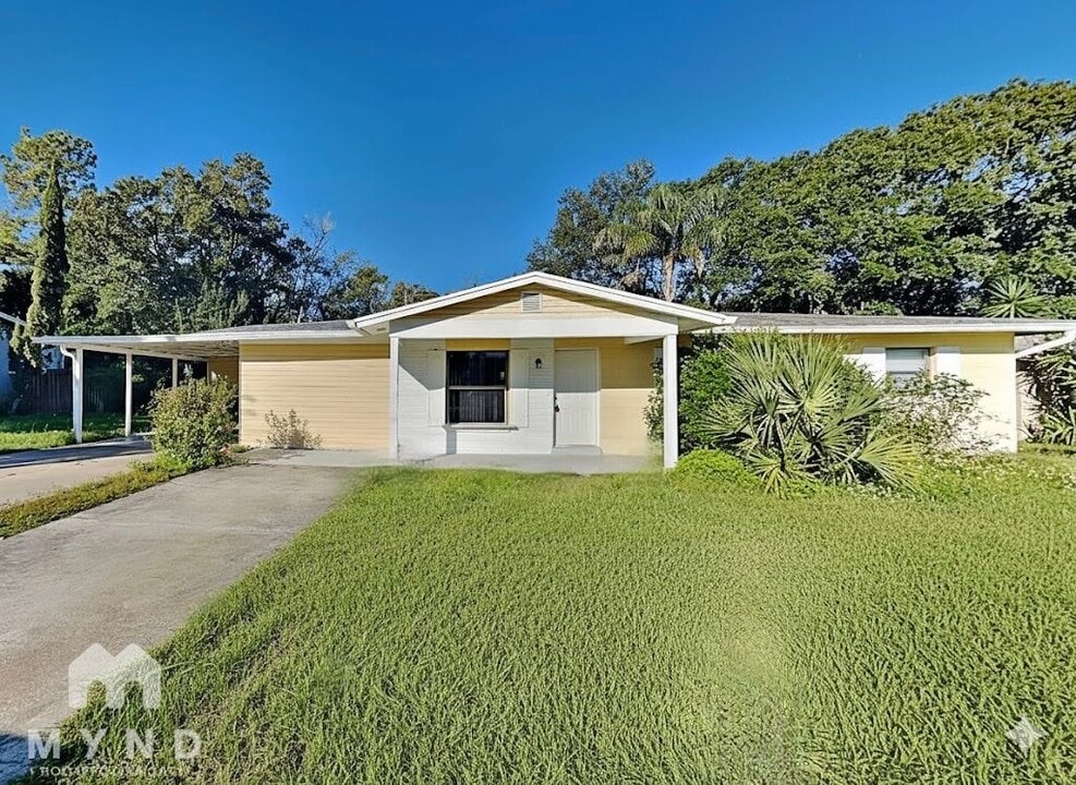 2951 Brantley Hills Ct in Longwood, FL - Building Photo