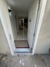 17 9th Ave, Unit Ground fl in East Orange, NJ - Foto de edificio - Building Photo