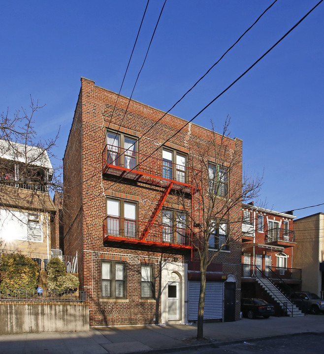 6612 13th Ave in Brooklyn, NY - Building Photo