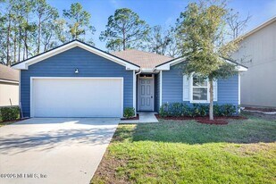 2262 Willow Springs Dr in Green Cove Springs, FL - Building Photo