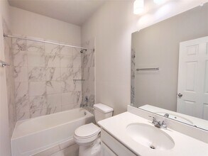 9822 Willow Crown Ln in Richmond, TX - Building Photo - Building Photo