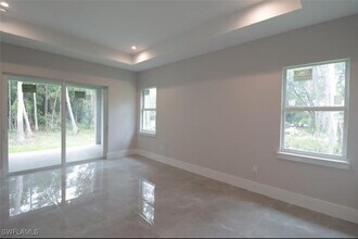 2461 Golden Gate Blvd E in Naples, FL - Building Photo - Building Photo
