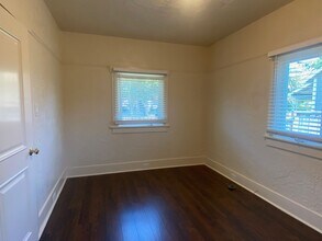 1034 W Julian St in San Jose, CA - Building Photo - Building Photo