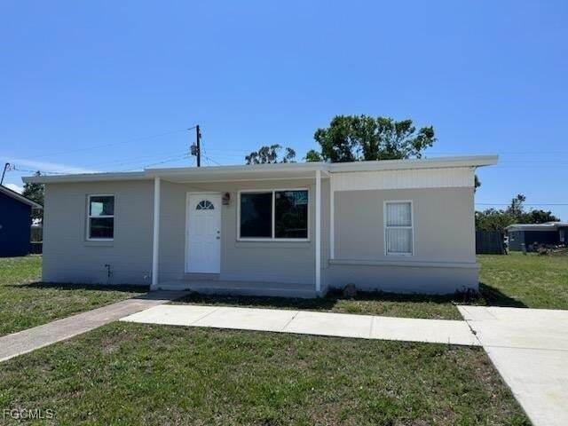 21043 Bersell Ave, Unit 1 in Port Charlotte, FL - Building Photo