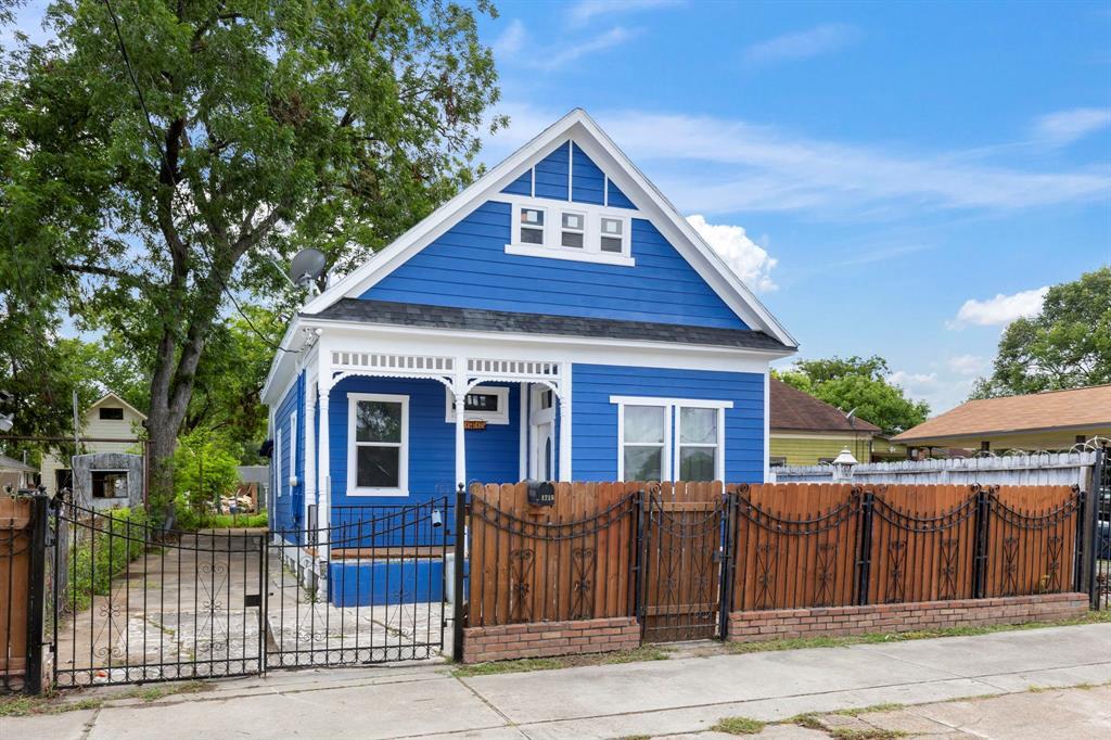 1715 Fulton St in Houston, TX - Building Photo
