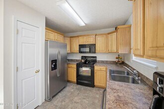 1513 Cedar Ct in Simpsonville, KY - Building Photo - Building Photo