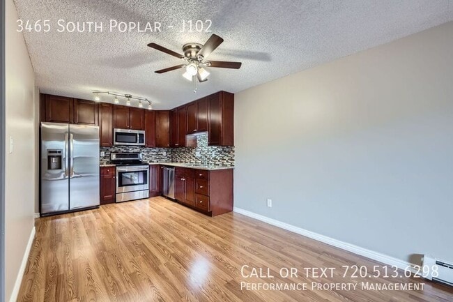 property at 3465 S Poplar St
