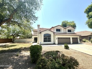 169 E Canyon Creek Dr in Gilbert, AZ - Building Photo - Building Photo