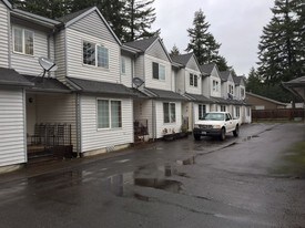 20 Park Lane Pl in North Bonneville, WA - Building Photo