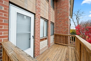 20 Henderson Dr, Unit A in East Hartford, CT - Building Photo