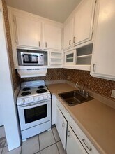 140 Linden Ave in Long Beach, CA - Building Photo - Building Photo