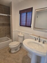 68 Scarlett Dr, Unit 68 Scarlett Dr. Commack in Commack, NY - Building Photo - Building Photo