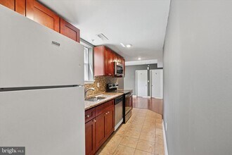 1421 N 18th St in Philadelphia, PA - Building Photo - Building Photo