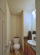 2008 Raven View Rd in Fort Collins, CO - Foto de edificio - Building Photo
