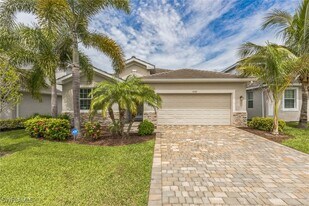 4318 Teaberry Ln in Ft. Myers, FL - Building Photo