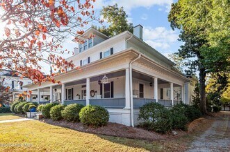 121 E 2nd St in Washington, NC - Building Photo - Building Photo