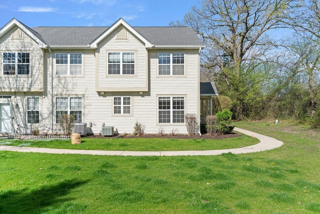 property at 712 Morris Ct